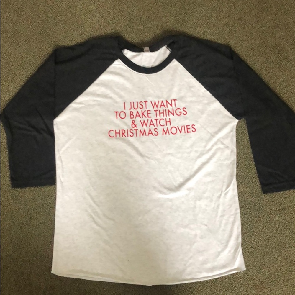 Graphic tee